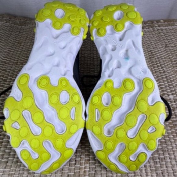 Nike React Element 55 in Black/Volt colorway. Size 8 - Picture 5 of 5